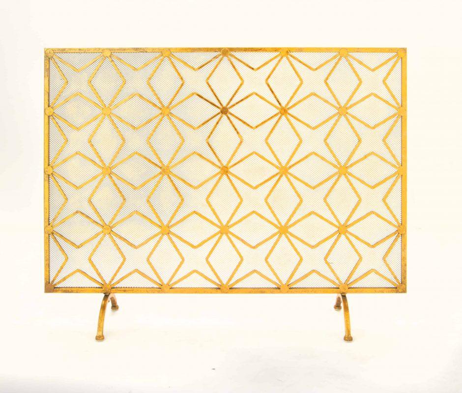 Decmode - Modern 28 X 38 Inch Star Metal Fireplace Screen