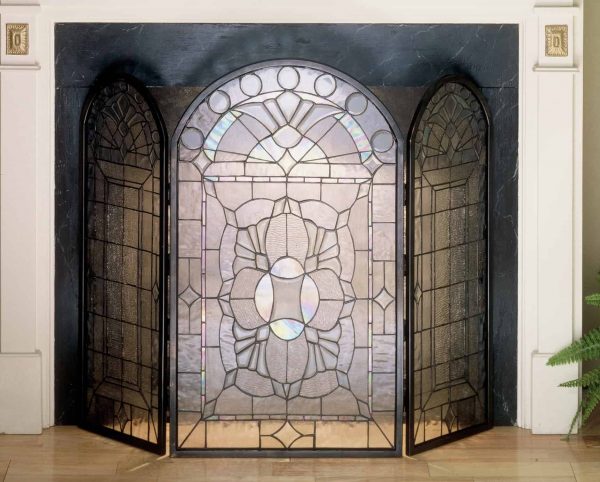 Meyda Tiffany 48104 Tiffany Glass Stained Glass / Tiffany Fireplace Screen From The